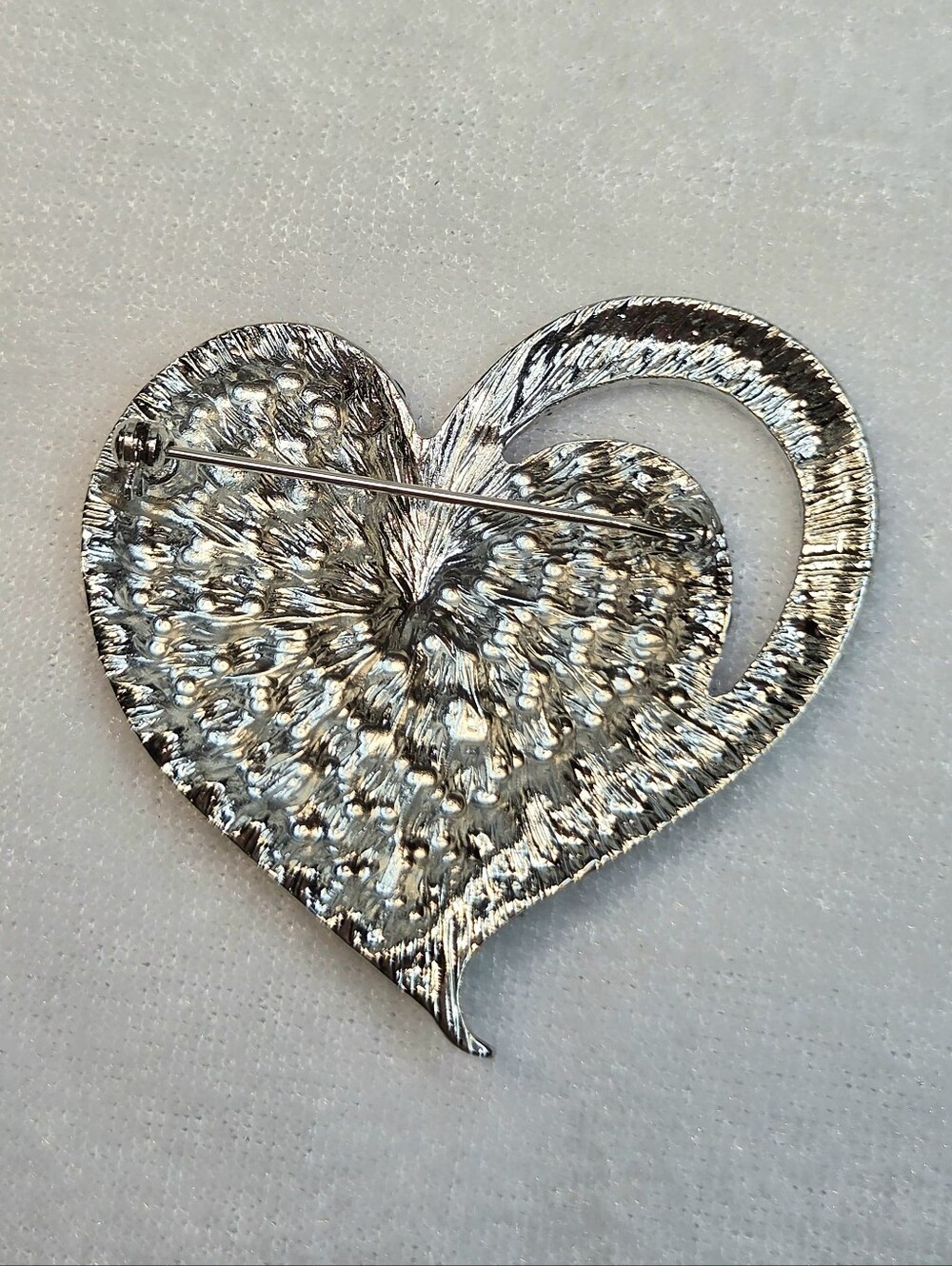 Asymmetrical Open-heart Rhinestone Brooch / Pin - Picture 2 of 2